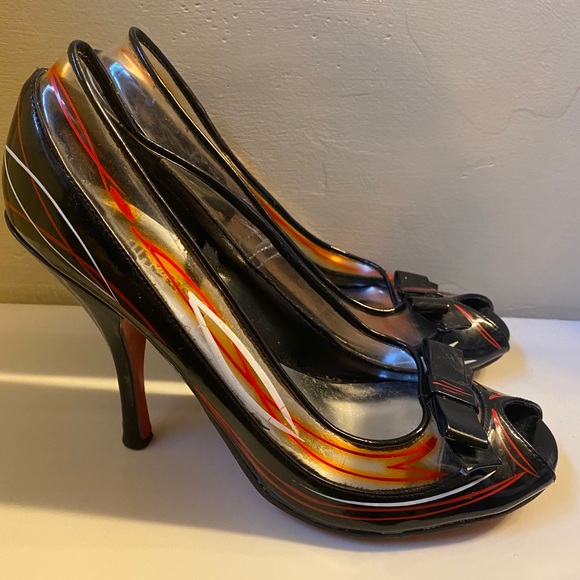 Custom Hand Painted Pinstriped Dollhouse Heels - Picture 2 of 5